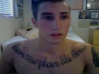 Attractive tatuoitu hunk- osa 2 päällä gayboyscam.com